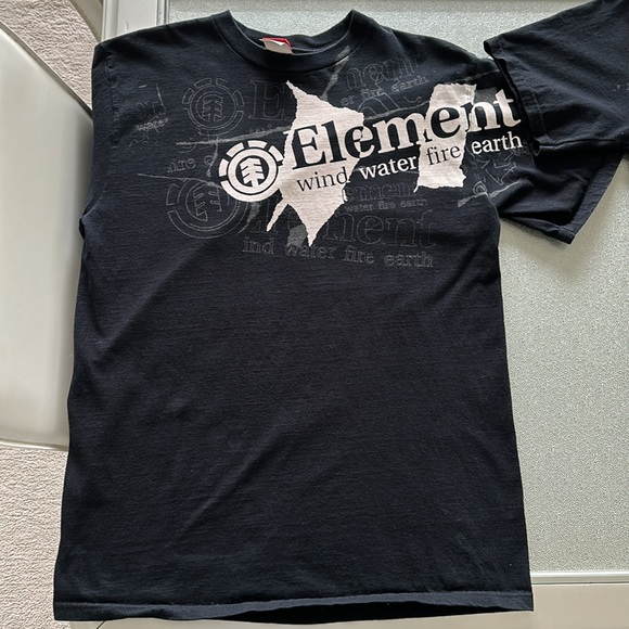 Elevate your style with Element T-shirts!🔥Get 2 for $35 - Large size available. - Picture 4 of 10